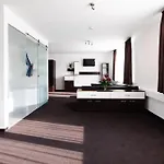 Hotel Aviva